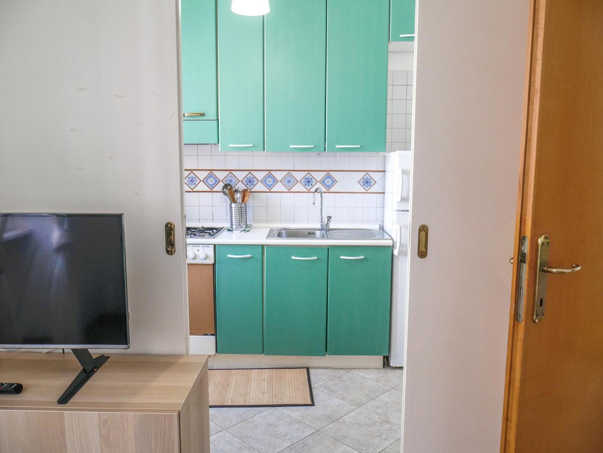 Modern 1 Bedroom Near Metro Рим Экстерьер фото