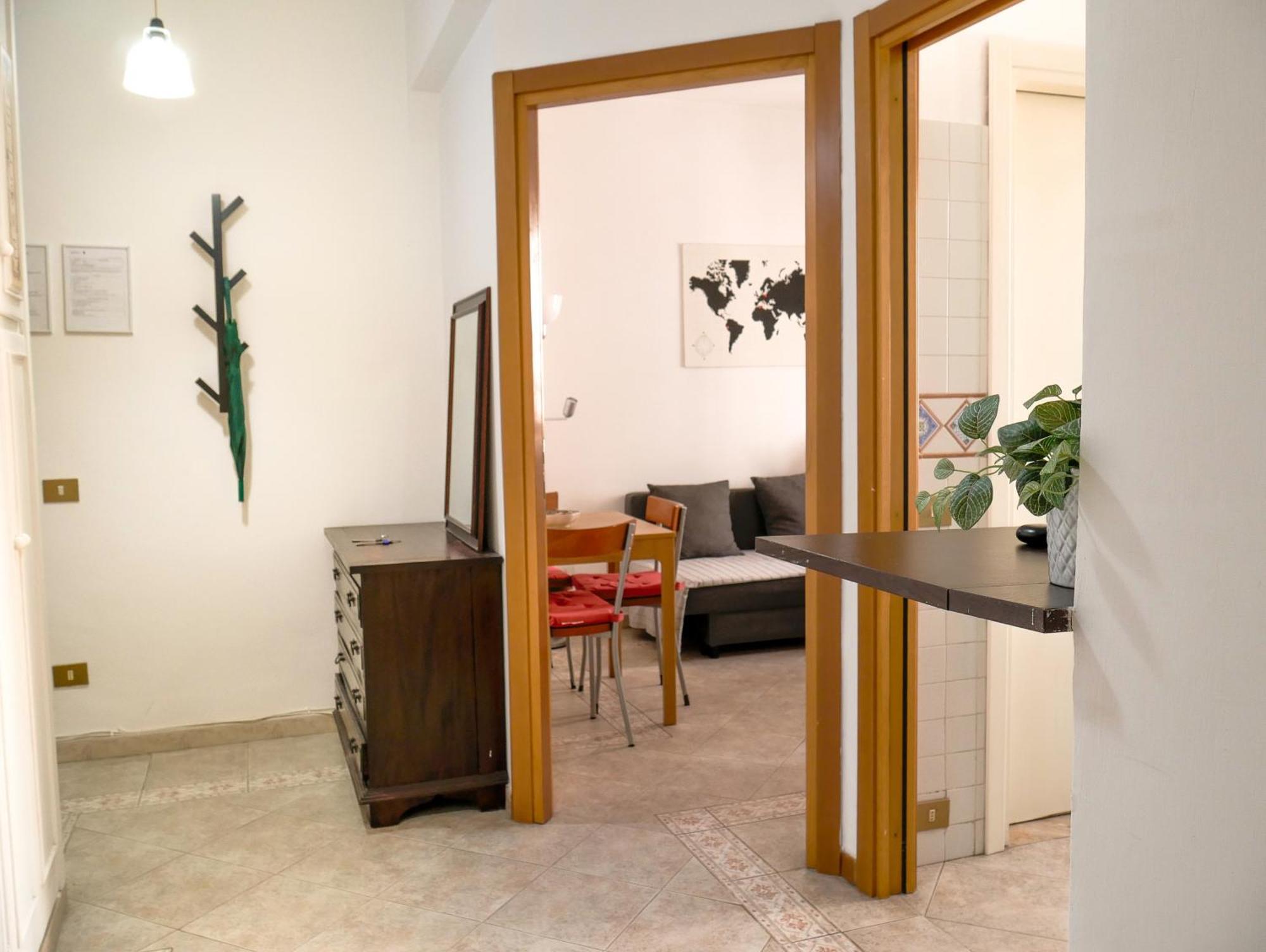 Modern 1 Bedroom Near Metro Рим Экстерьер фото